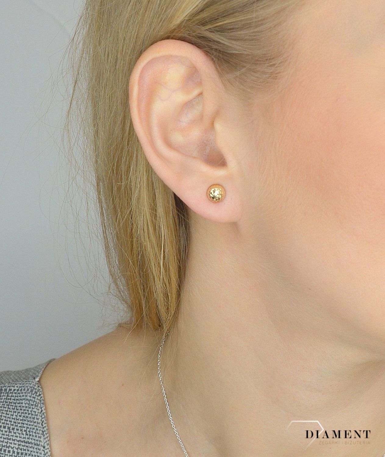 Złote kolczyki 585 grawerowane pół kulki DIA-KLC-2626-585.jpg